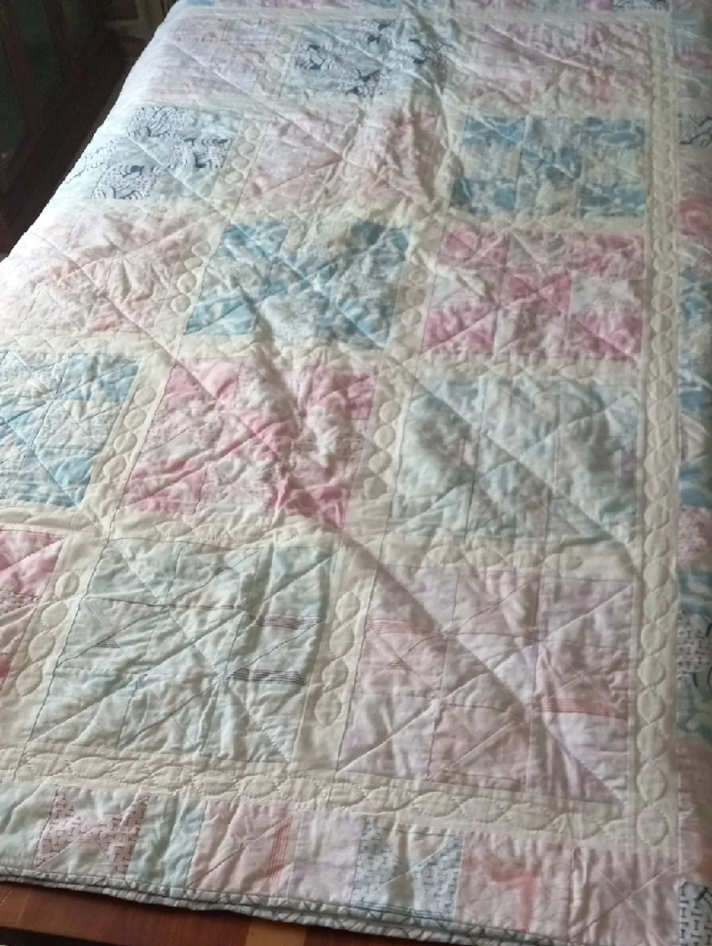 Classic Patchwork Cotton Quilt in Pastel Pink & Blue